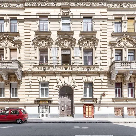 Apartment Izabella Budapest