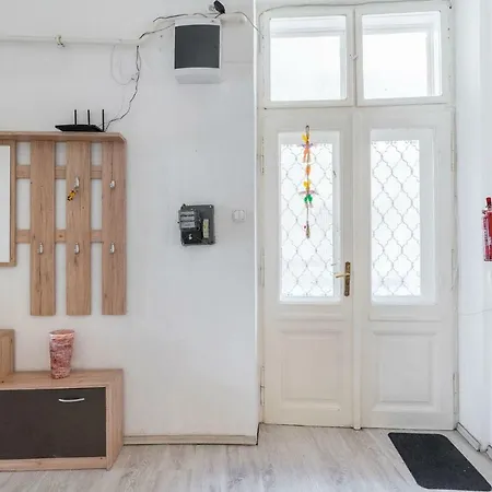 Izabella Home Budapest * Budapest